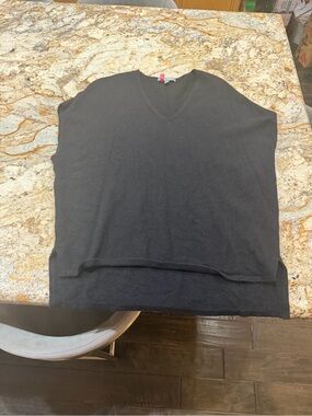 Neiman Marcus Black Cashmere Knit Top